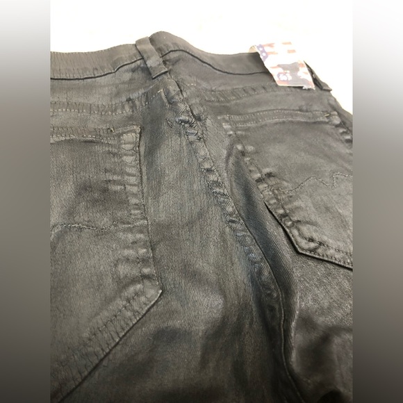 Red engine Cayenne Low rise skinny Jeans, Black coated, size 30 - Picture 6 of 8